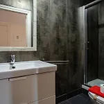 Large Family Flat In Campo De Ourique Zajazd Lizbona