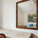 Zajazd Large Family Flat In Campo De Ourique Lizbona