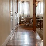 Large Family Flat In Campo De Ourique Zajazd *