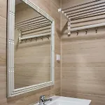 Large Family Flat In Campo De Ourique *