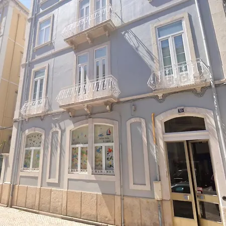 Apartament Large Family Flat In Campo De Ourique