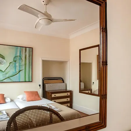 Large Family Flat In Campo De Ourique Penzion *