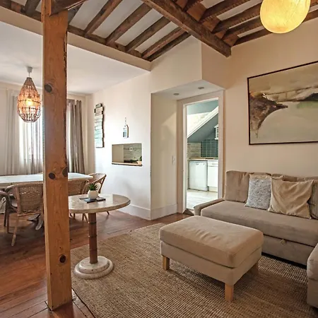 Large Family Flat In Campo De Ourique